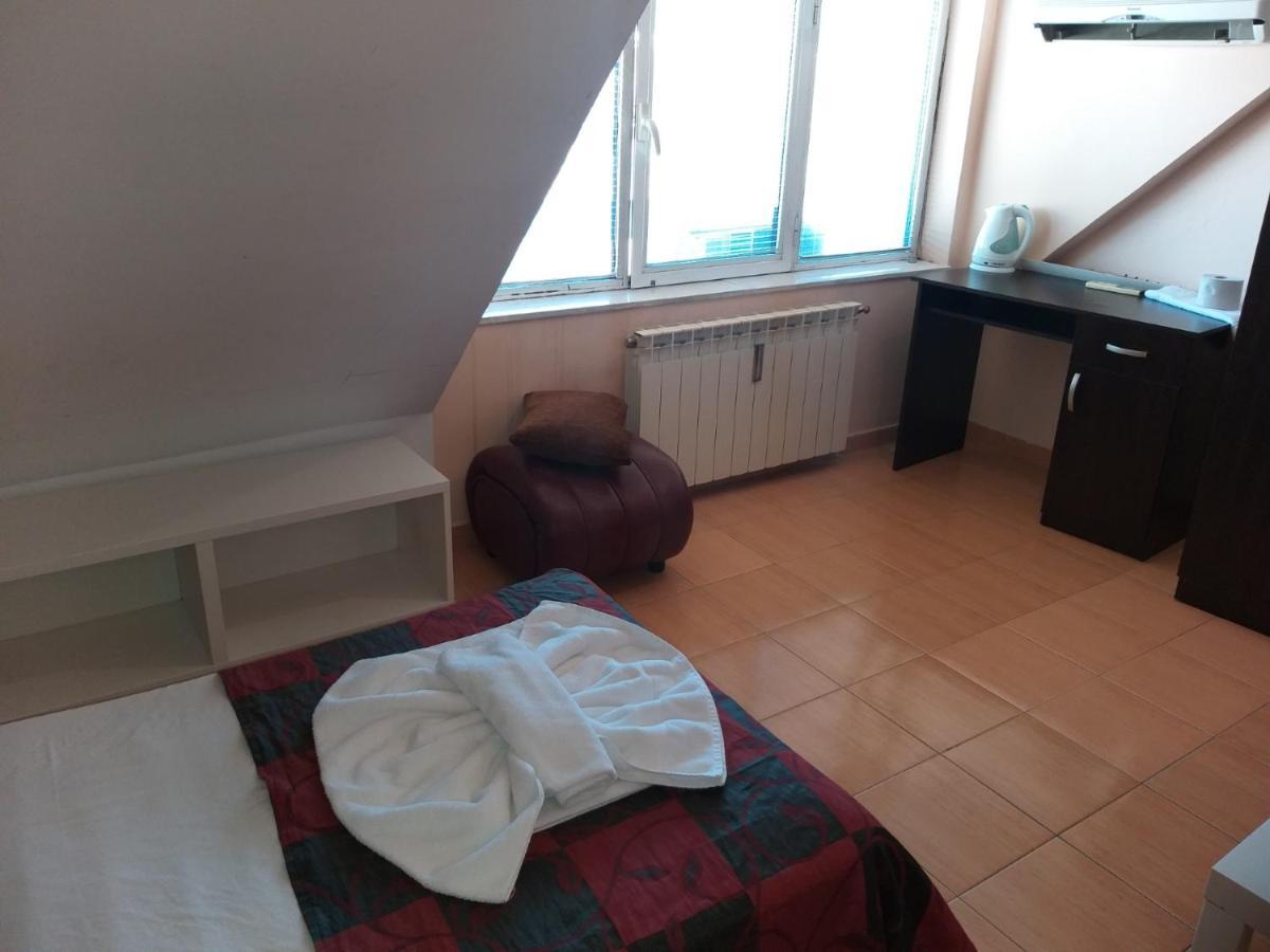 Bon Bon Hotel София Экстерьер фото