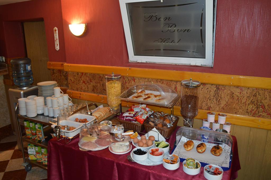 Bon Bon Hotel София Экстерьер фото