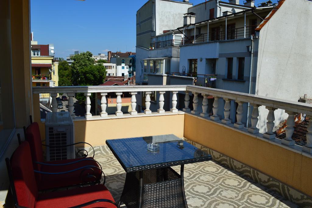Bon Bon Hotel София Экстерьер фото